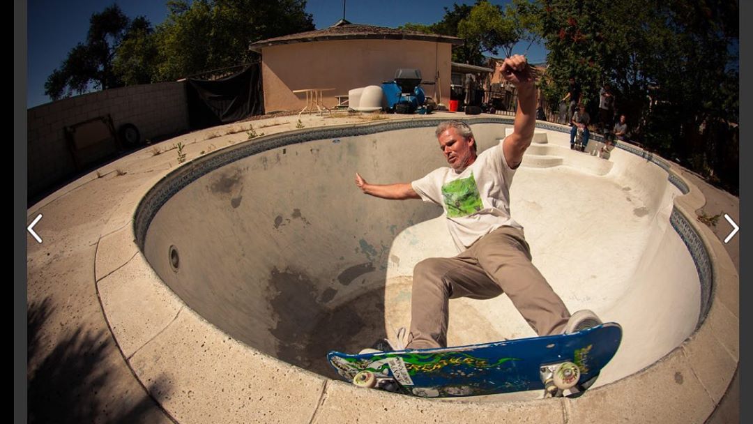 Cam Dowse grind in someone‘s backyard. Riverside, 2014